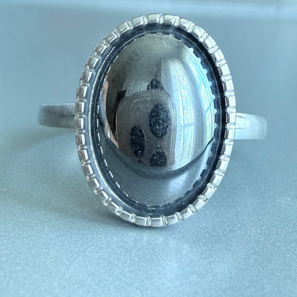 Vintage Polished Hematite 6.1 CT Adjustable Oval Rope Sterling Silver 925 Ring
